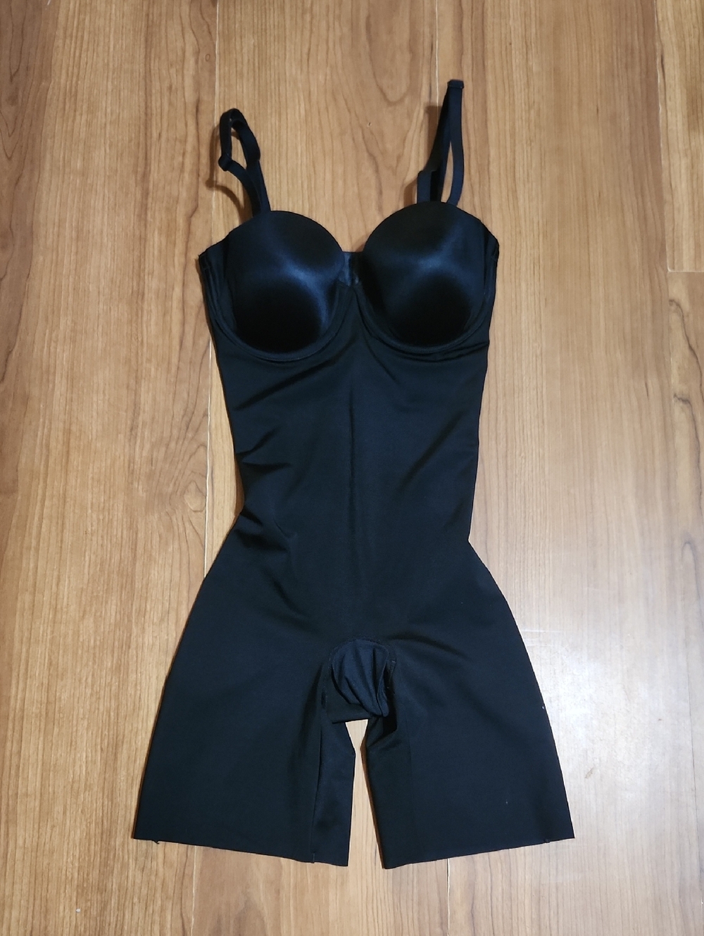 SPANX Black Full-Body Shaping Bodysuit with Underwire Cups